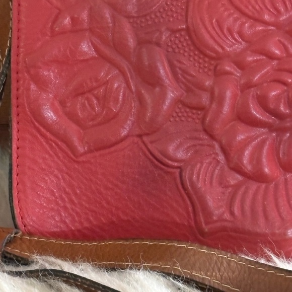 Patricia Nash Raspberry Leather Floral Embossed Crossbody Bag - Picture 9 of 9